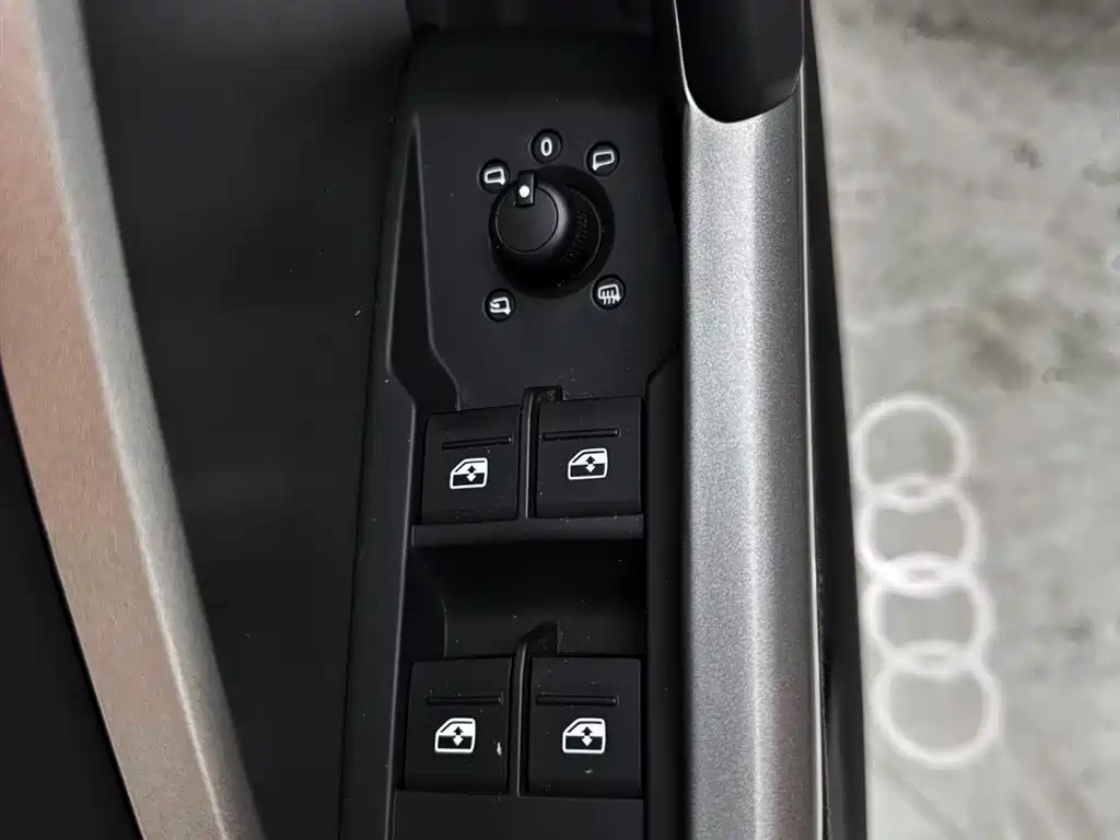 Audi Q3 2023 35 TFSI Fashion Dynamic (1.4T) фото 16