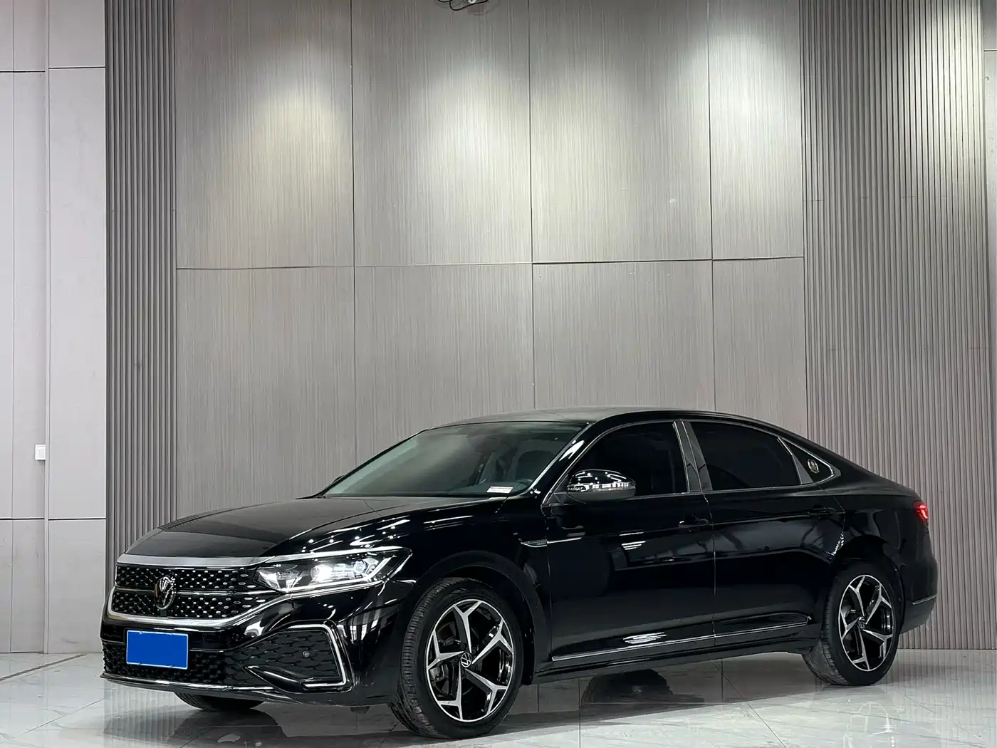 Volkswagen Passat 2024 330TSI Starlight Elite Edition