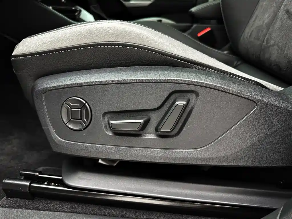 Audi Q3 2023 35 TFSI Fashion Dynamic (1.4T) фото 17