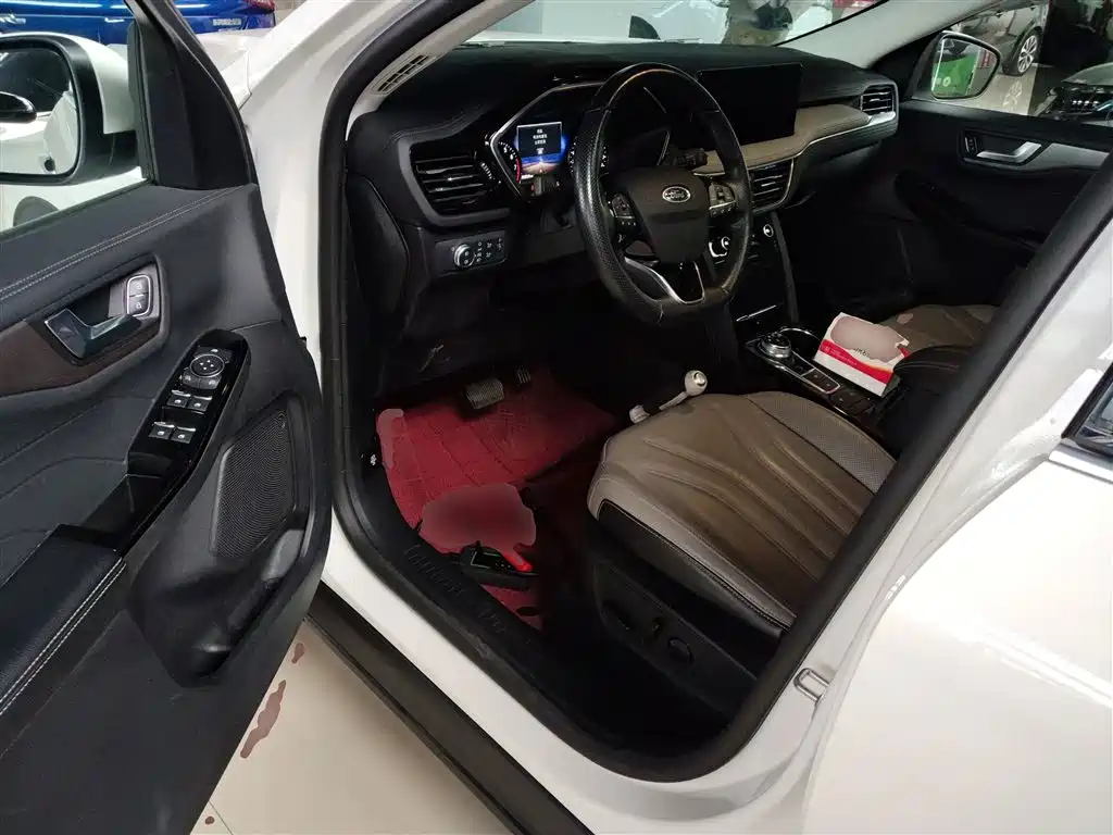 FORD RUIJI