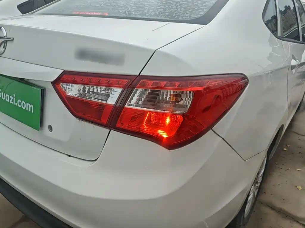 Фото 8 - Haima M3