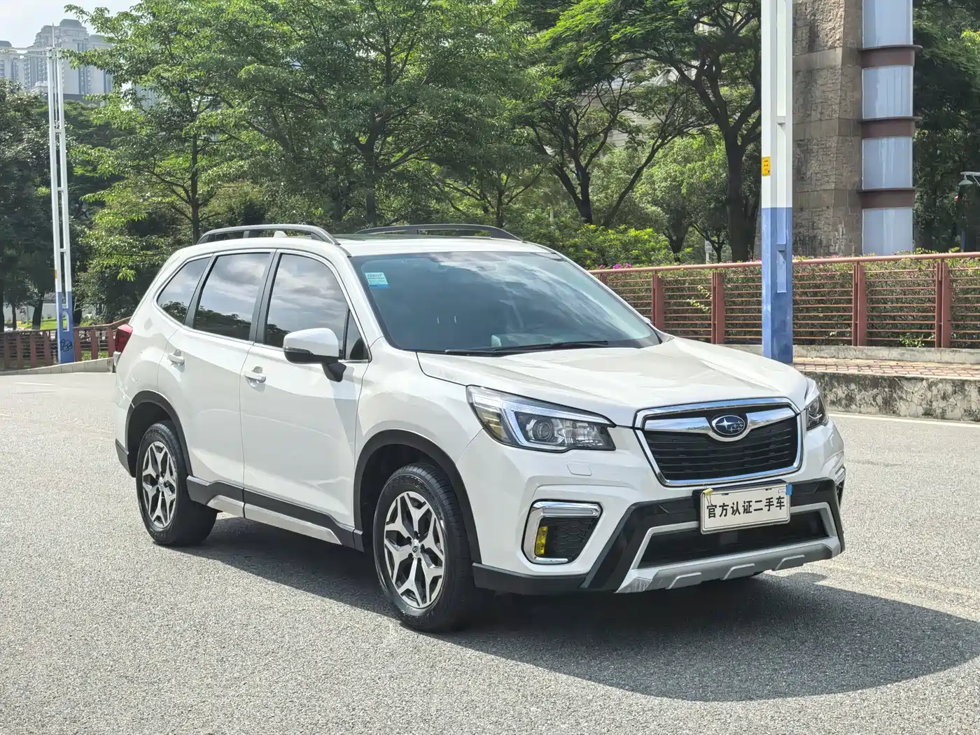 Subaru Forester 2021 2.0i Luxury Edition with EyeSight фото 3