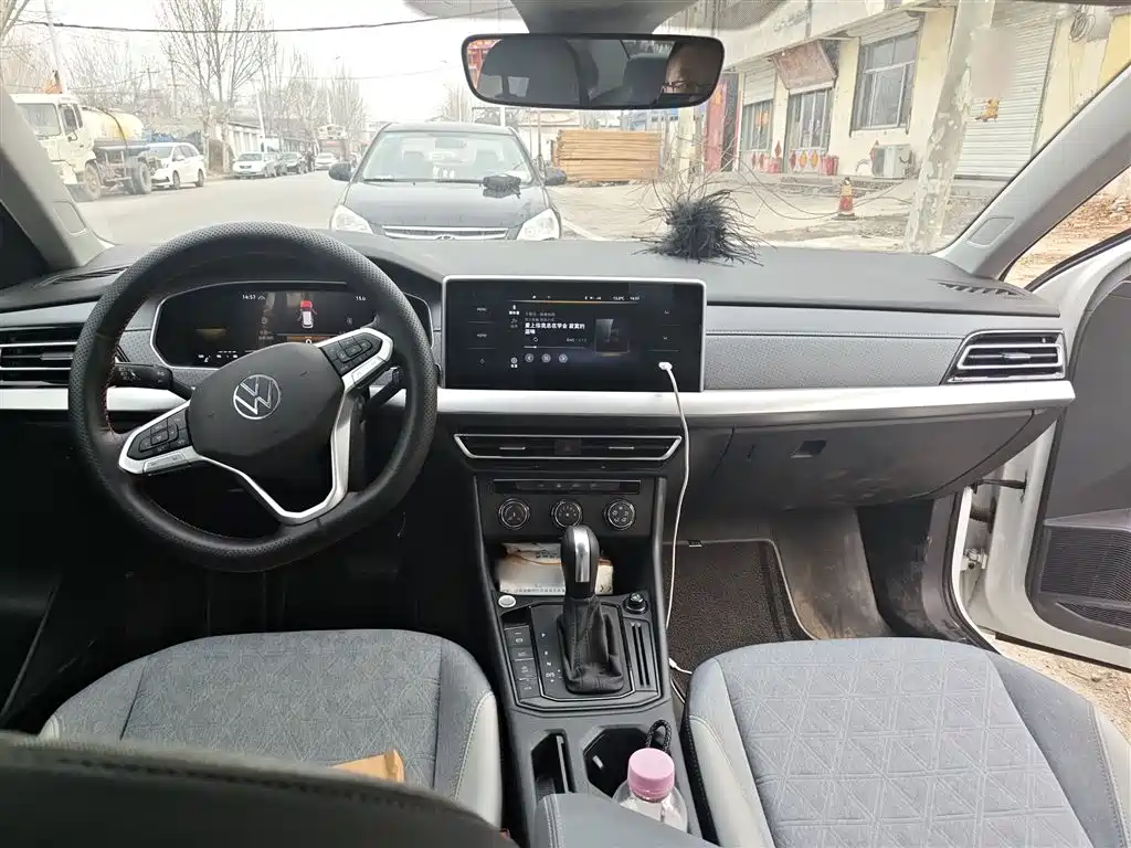 Volkswagen Lavida 2024 Model 300TSI DSG Full Comfort Edition фото 13