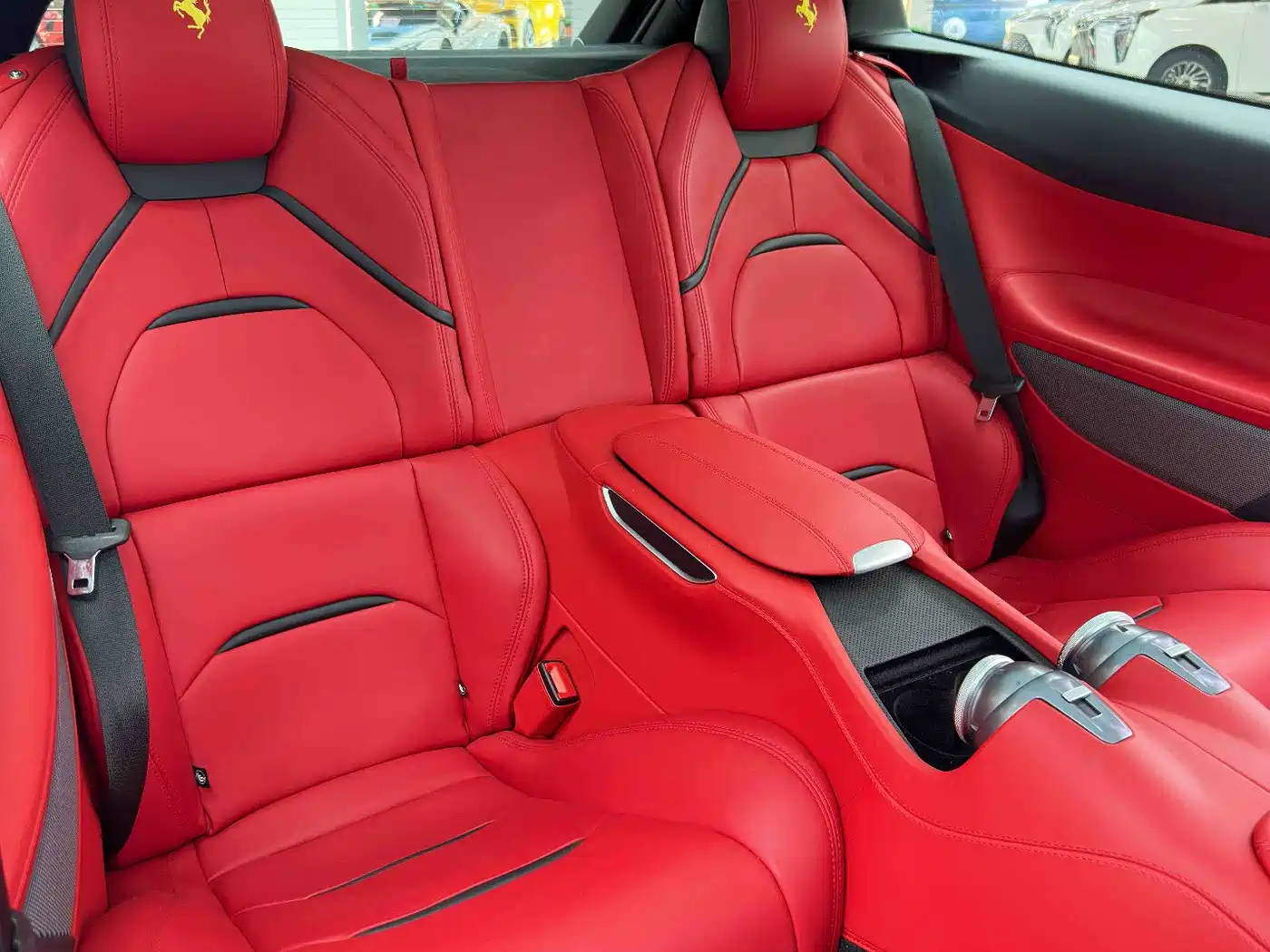 Ferrari GTC4Lusso 2019 2017 3.9T V8