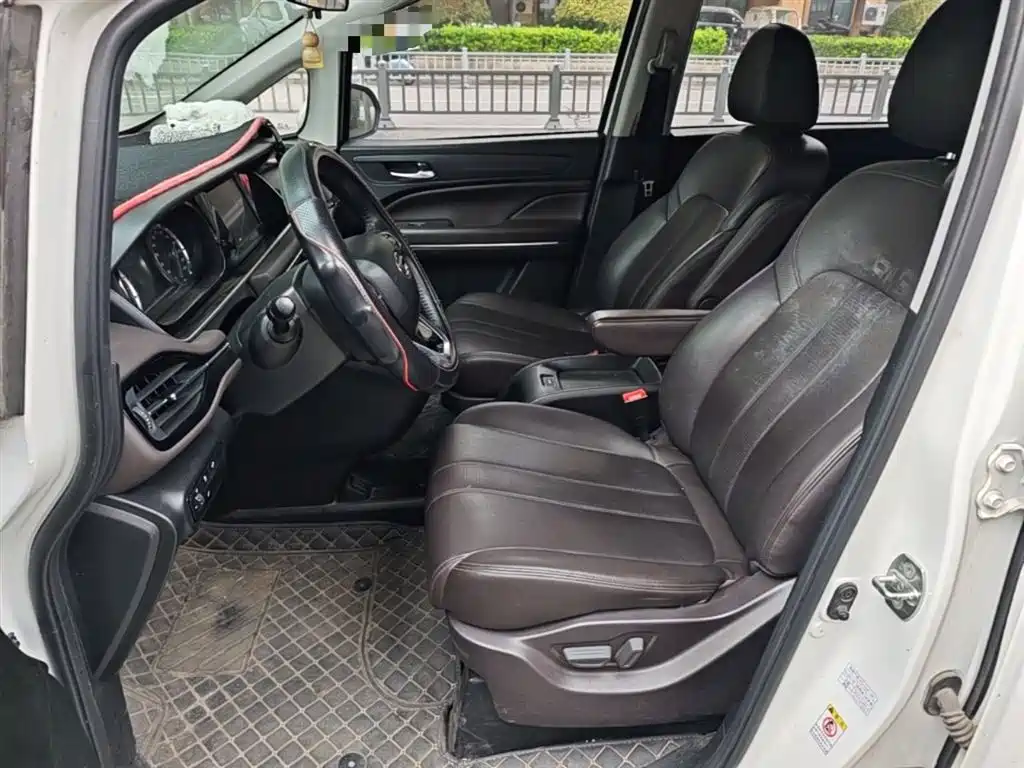 GAC Trumpchi Trumpchi M6 2019 270T DCT Premium Edition (7-seater) (China VI) фото 15