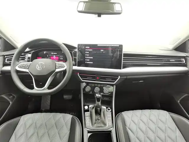 Volkswagen Sagitar 2025 300TSI DSG Surpass Edition — фото 5