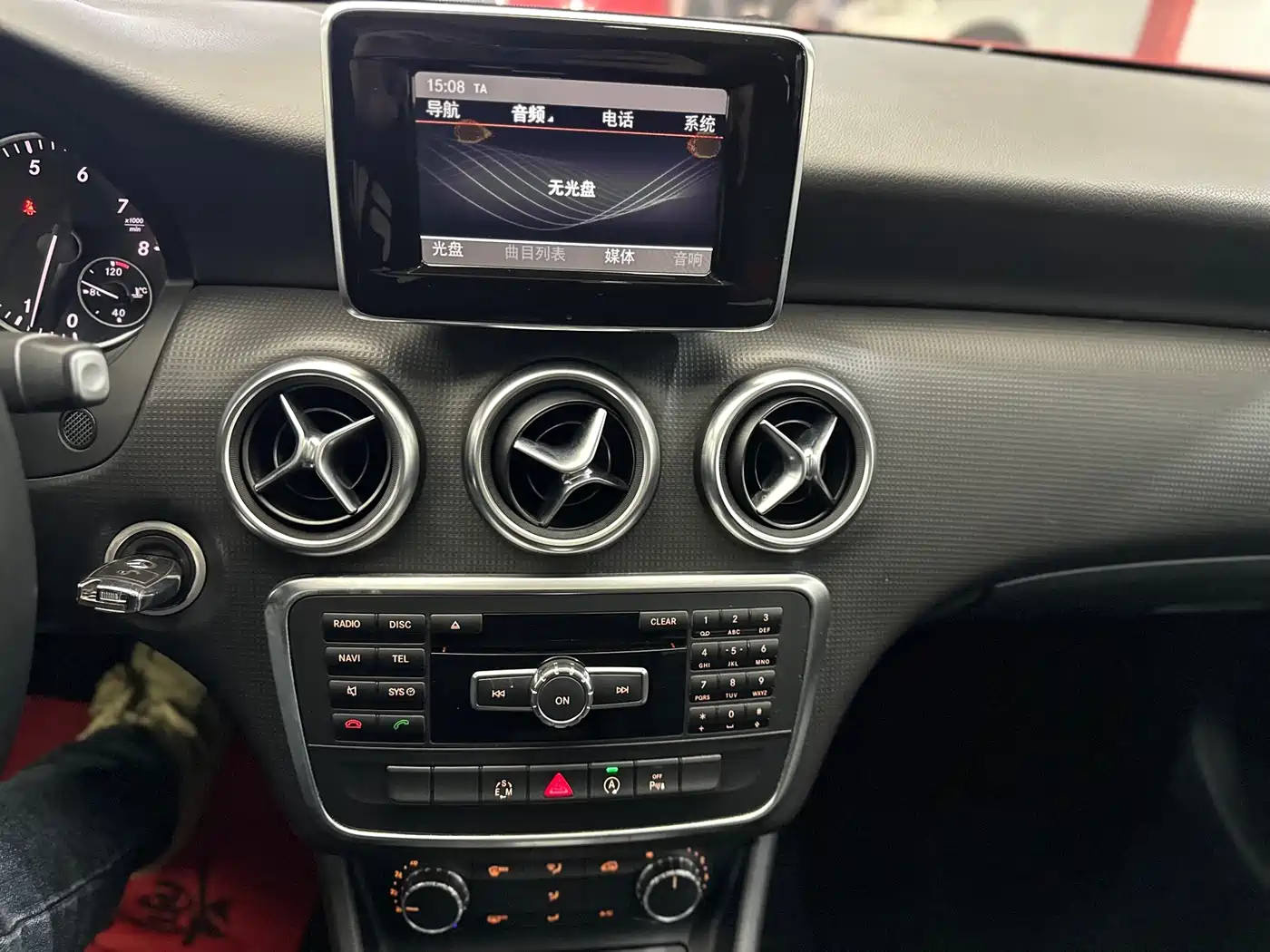 Mercedes-Benz A-Class (Import) 2016 A 180 фото 13
