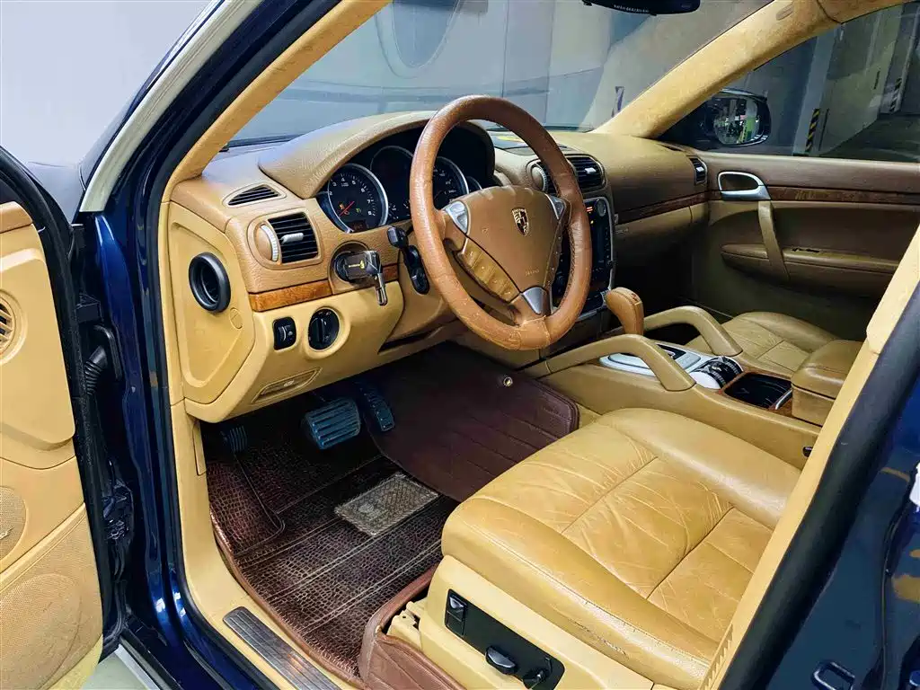 Porsche Cayenne 2006 Cayenne S 4.5L AT фото 4