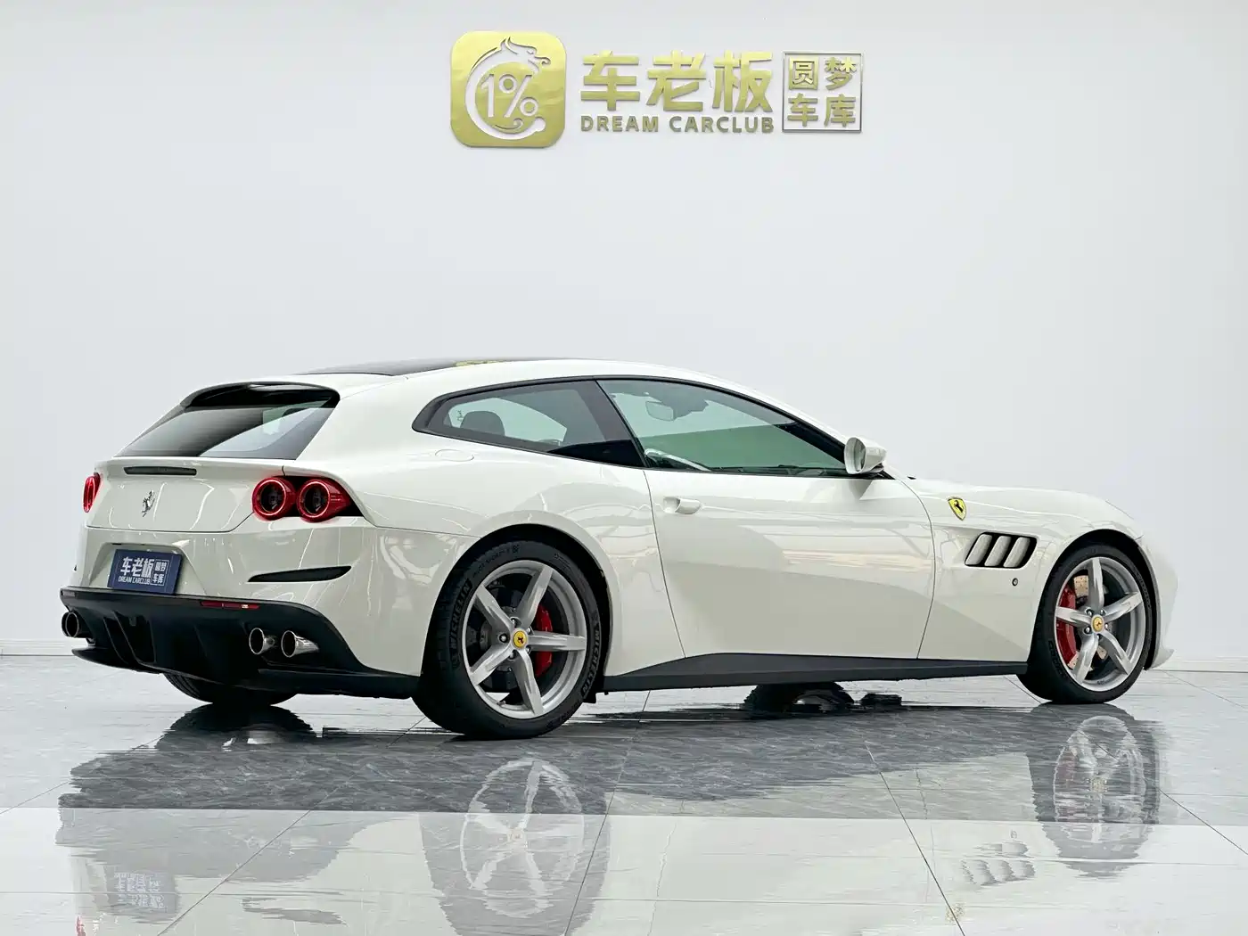 Ferrari GTC4Lusso 2019 2017 3.9T V8