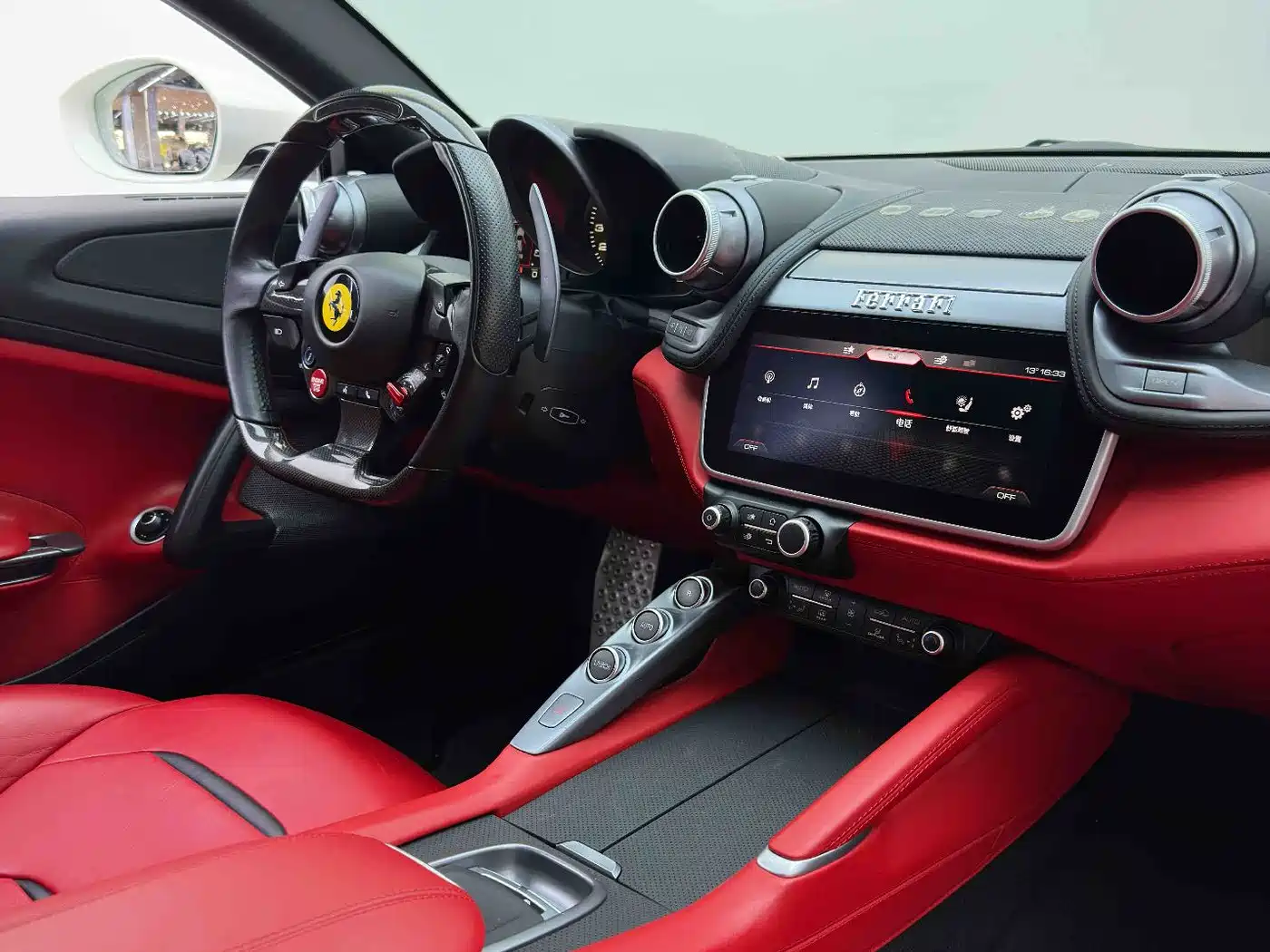 Ferrari GTC4Lusso 2019 2017 3.9T V8