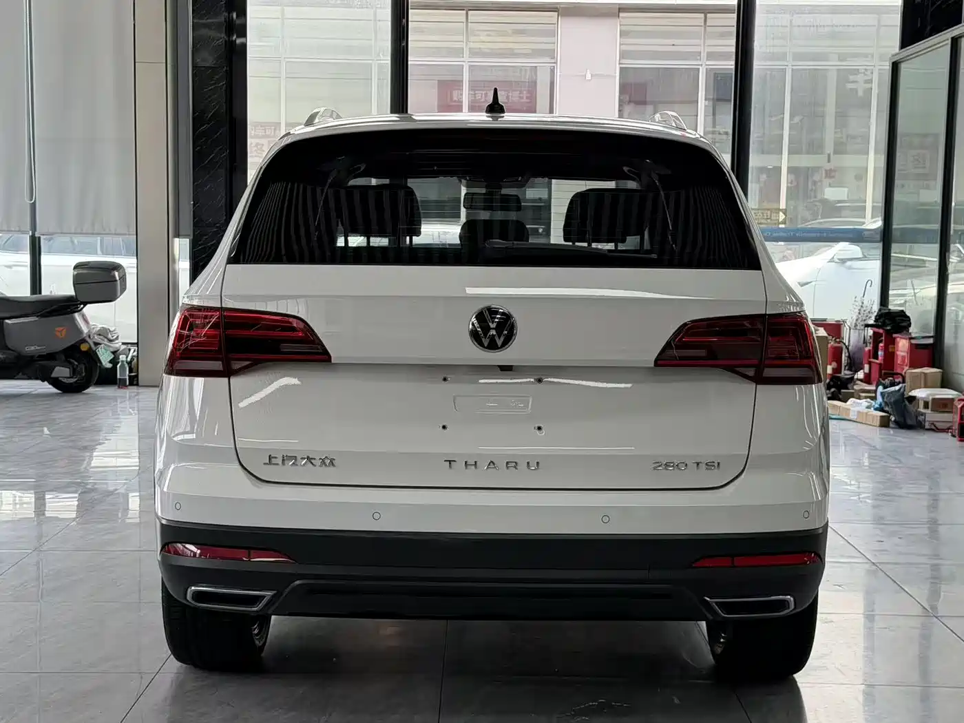 Volkswagen Tharu 2022 280TSI FWD Luxury Edition фото 10