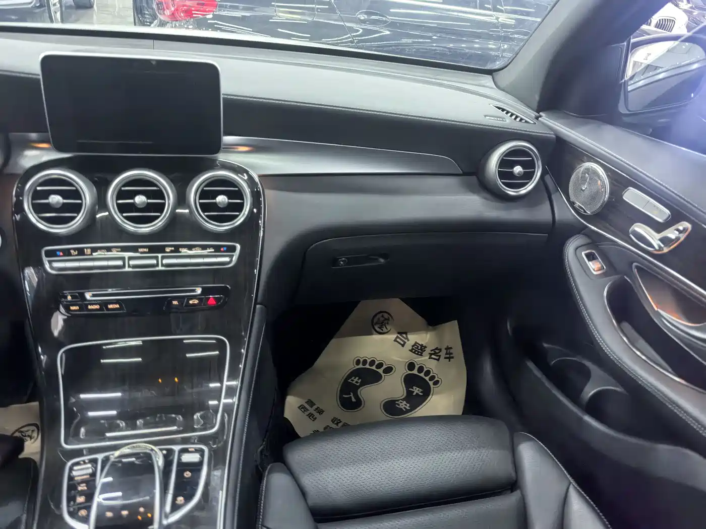 Mercedes-Benz GLC 2017 GLC 260 4MATIC Dynamic фото 14