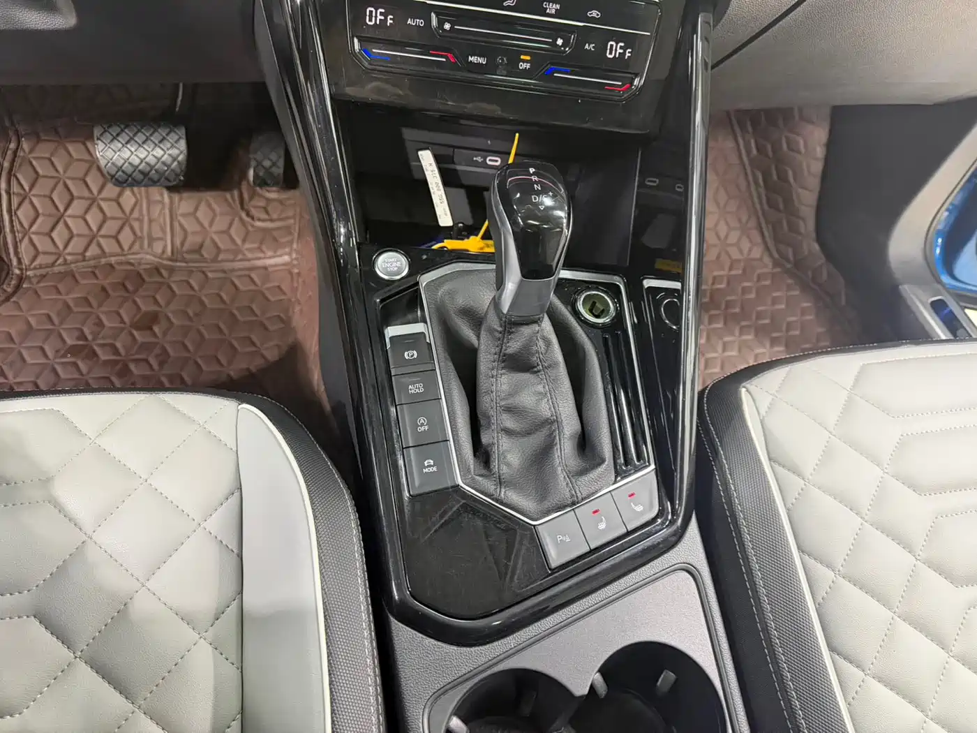 Volkswagen Tayron 2023 280TSI 2WD Luxury Plus Advanced Edition фото 13