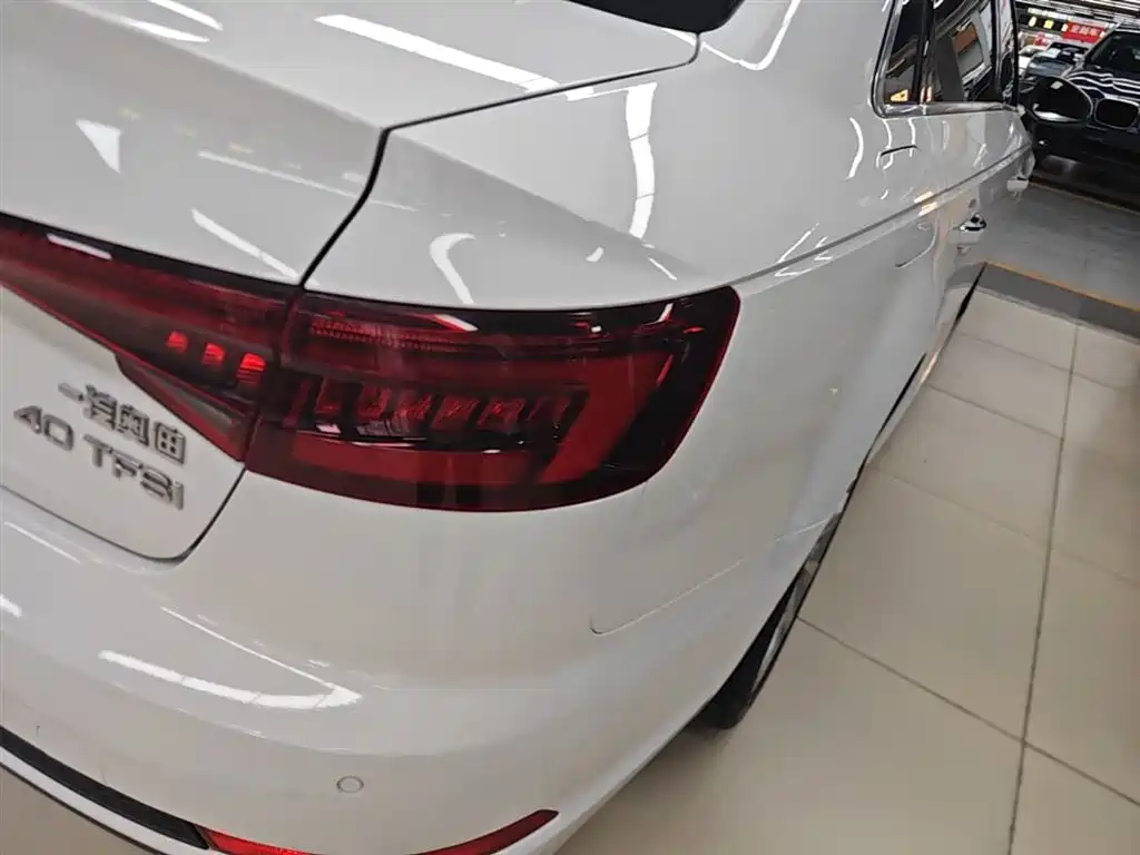 Audi A4L 2018 30th Anniversary 40 TFSI Fashion фото 8