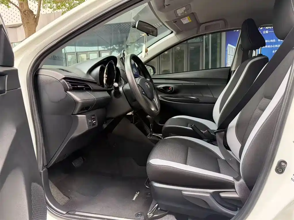 Toyota YARiS L Zhi Xuan 2022 Zhi Xuan X 1.5L CVT Leading PLUS Edition фото 18
