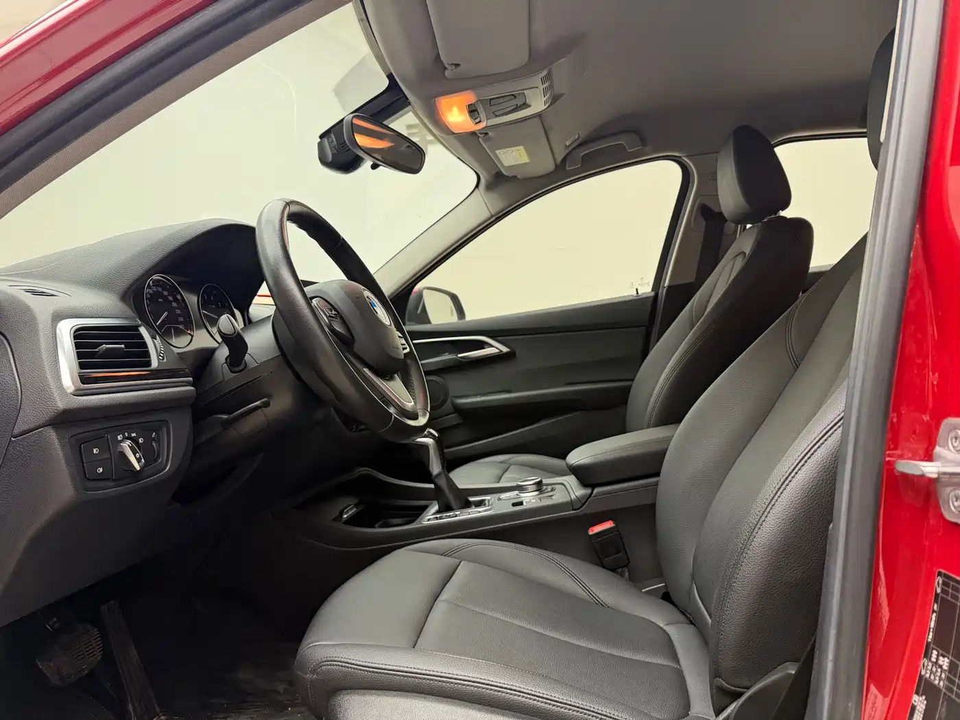 BMW 1 Series 2019 118i Fashion Edition фото 5