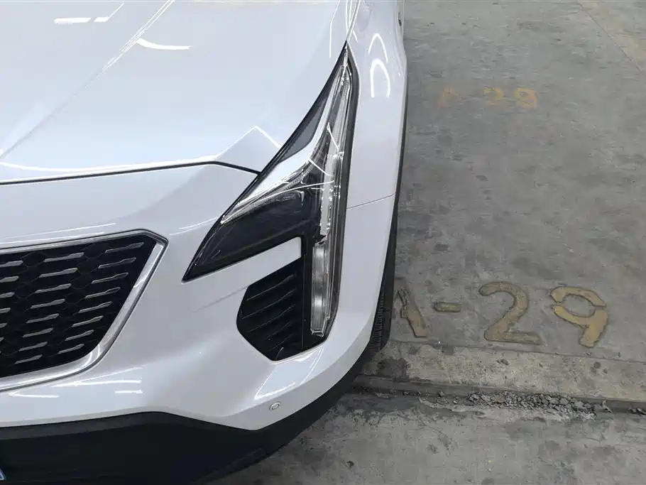 Cadillac XT4 2022 28T FWD Style фото 5