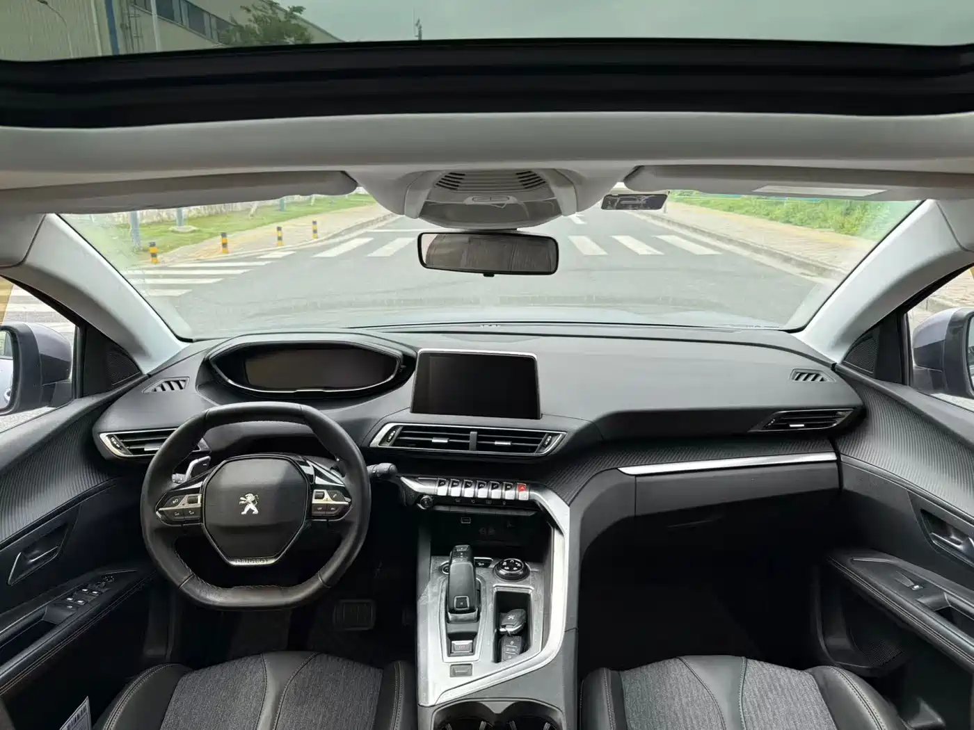 Peugeot 5008 2017 380THP 7-seat Elite Edition фото 9
