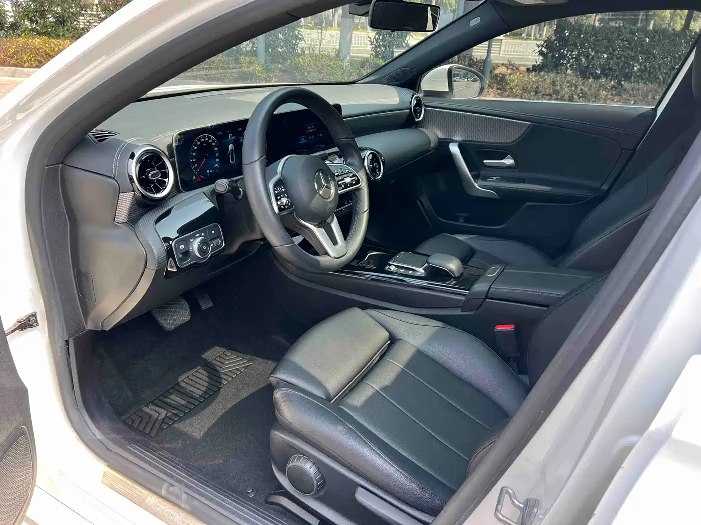 Mercedes-Benz A-Class 2020 Second Facelift A 180 L Sport Sedan фото 9