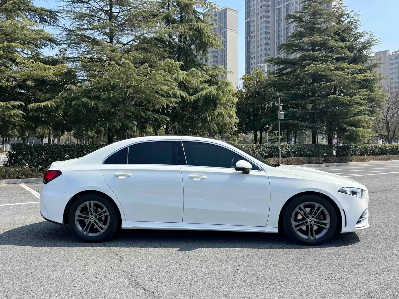 Mercedes-Benz A-Class 2020 Second Facelift A 180 L Sport Sedan фото 8