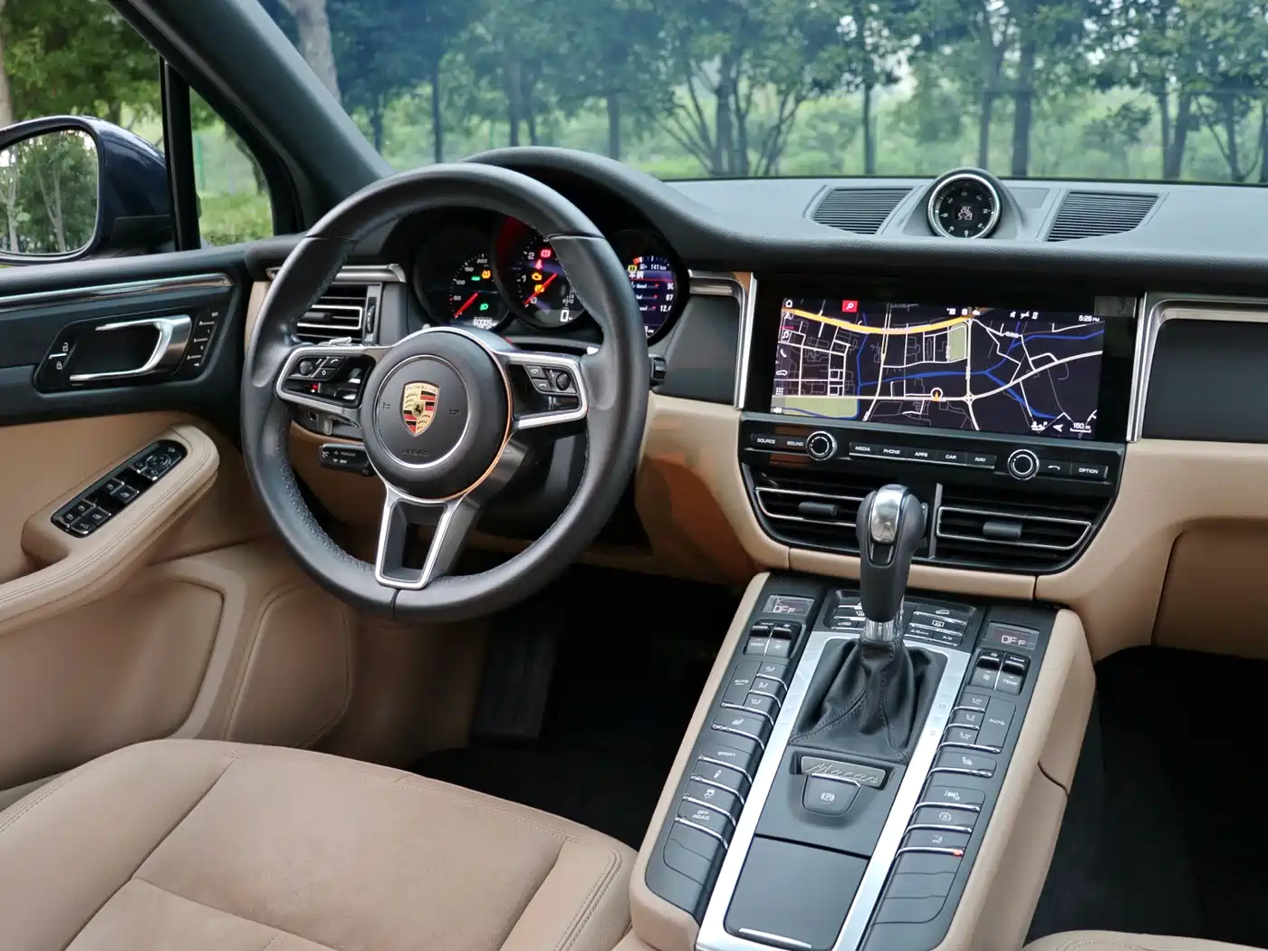 Porsche Macan 2020 Macan 2.0T фото 19