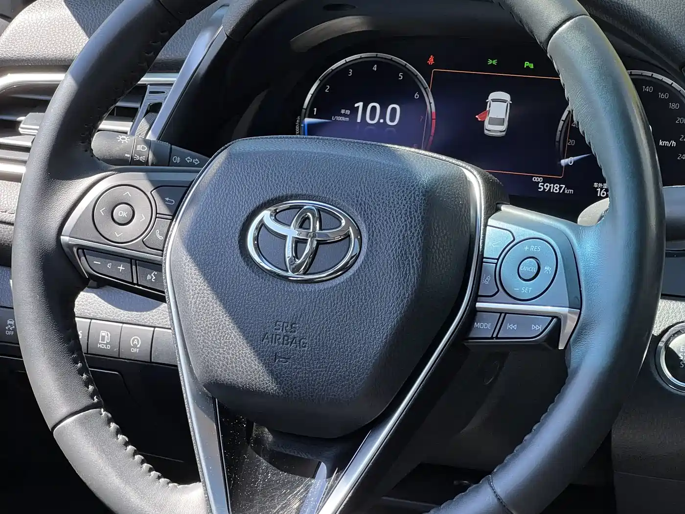 BYD Qin PLUS 2025 DM-i Smart Drive 55KM Leader фото 12