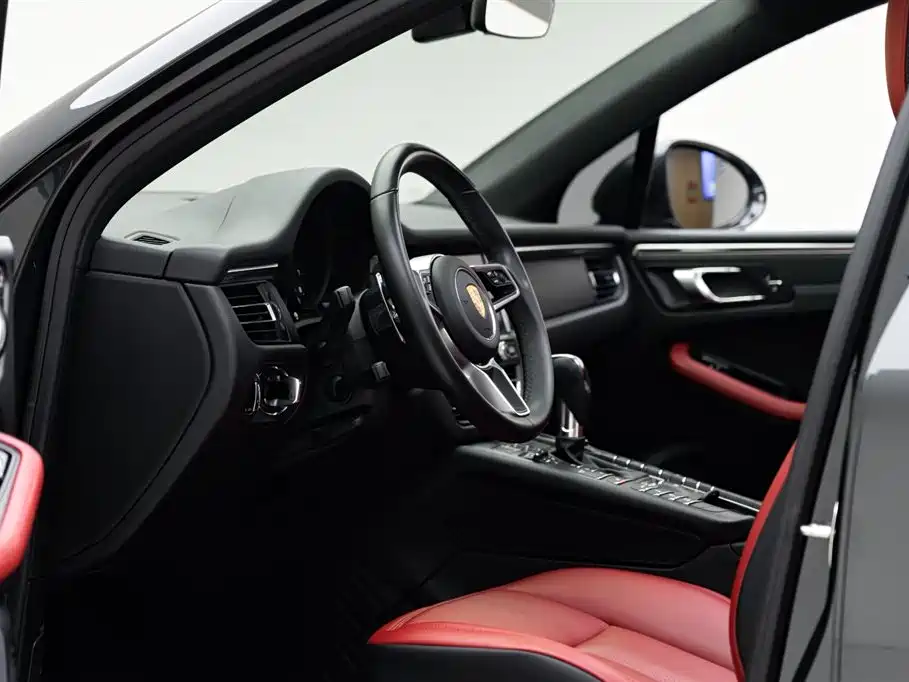 Porsche Macan 2018 Macan 2.0T фото 7