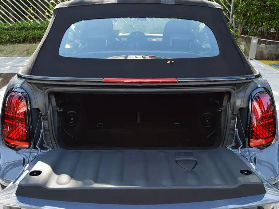 MINI JCW 2025 2025 JOHN COOPER WORKS CABRIO