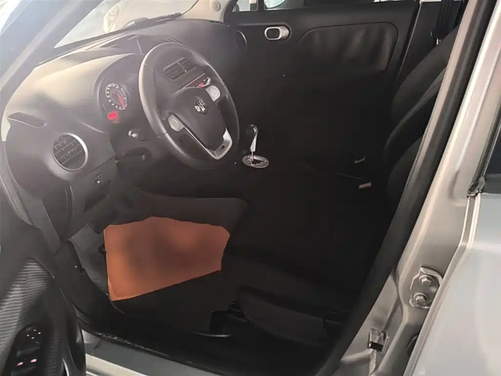 MG 3 2014 2014 1.3L AMT Comfort Edition