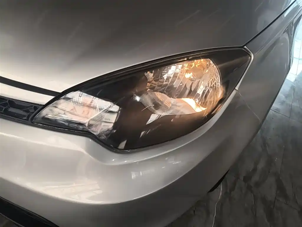 MG 3 2014 2014 1.3L AMT Comfort Edition