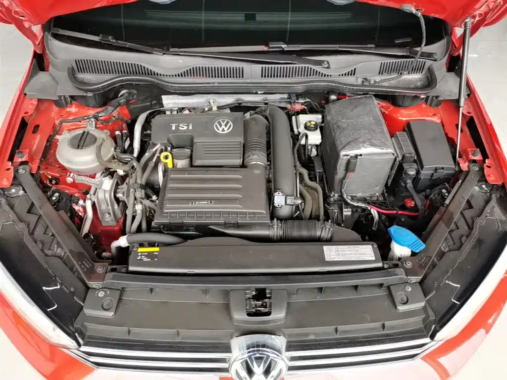 Volkswagen Golf Sportsvan 2016 230TSI Automatic Progressive фото 20
