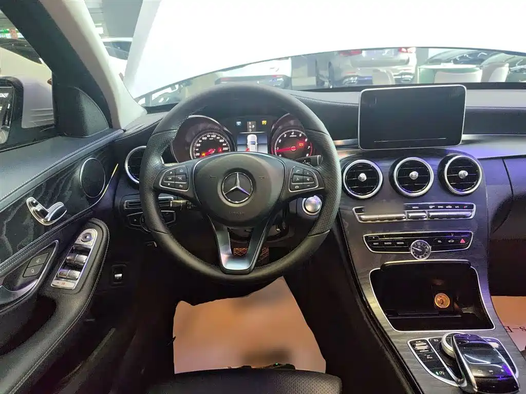 Mercedes-Benz C-Class 2018 C 180 L Fashion Sport Edition фото 7