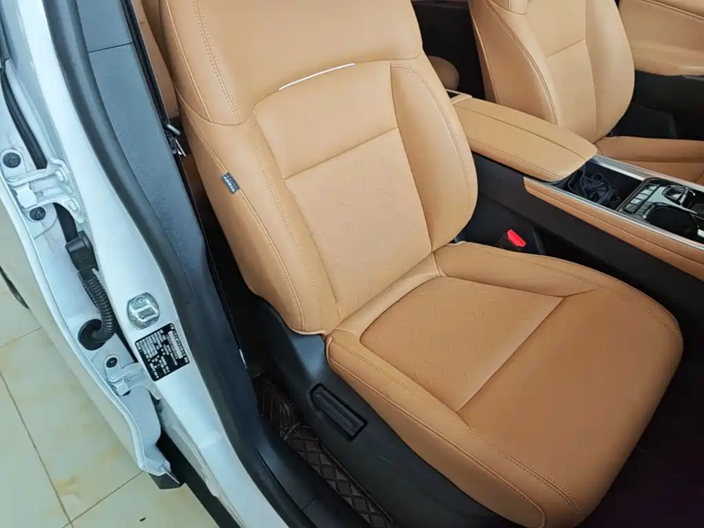 SAIC Maxus Maxus G50 PHEV 2025 2025 Pilot Edition