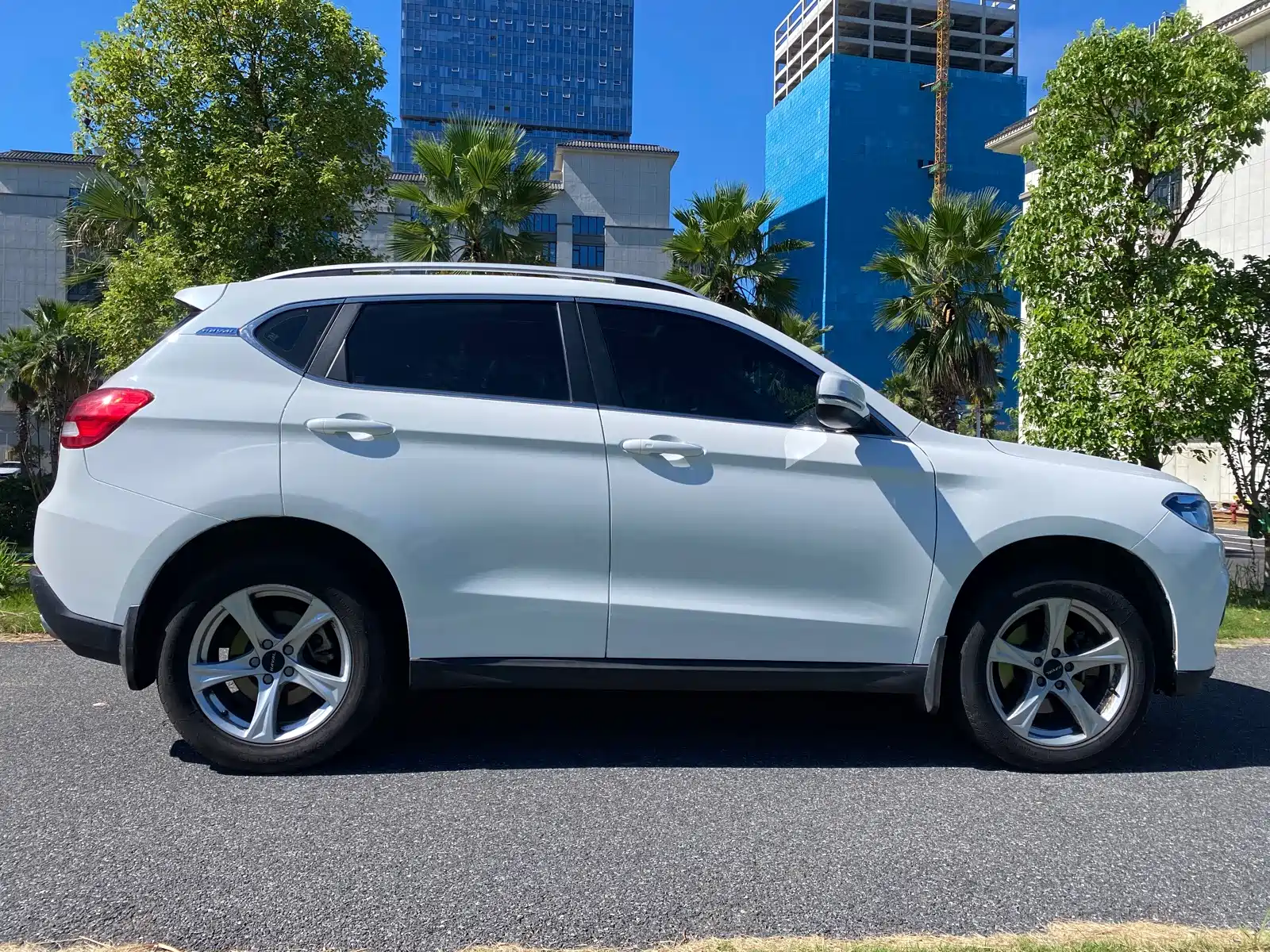 Фото 5 - Haval H2