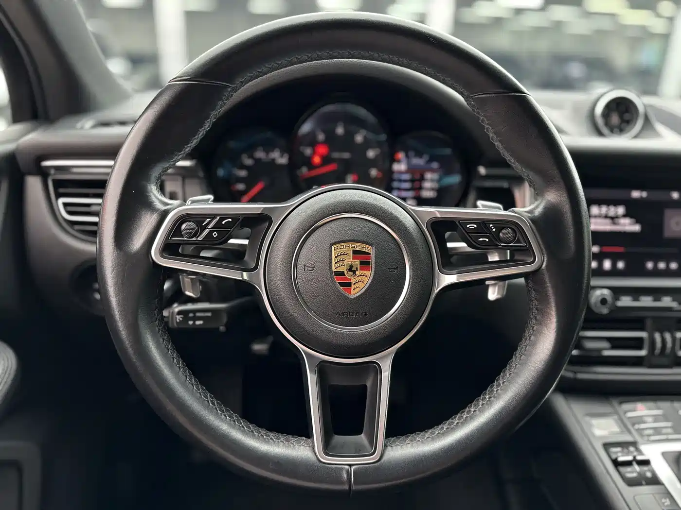 Porsche Macan 2020 Macan 2.0T фото 4