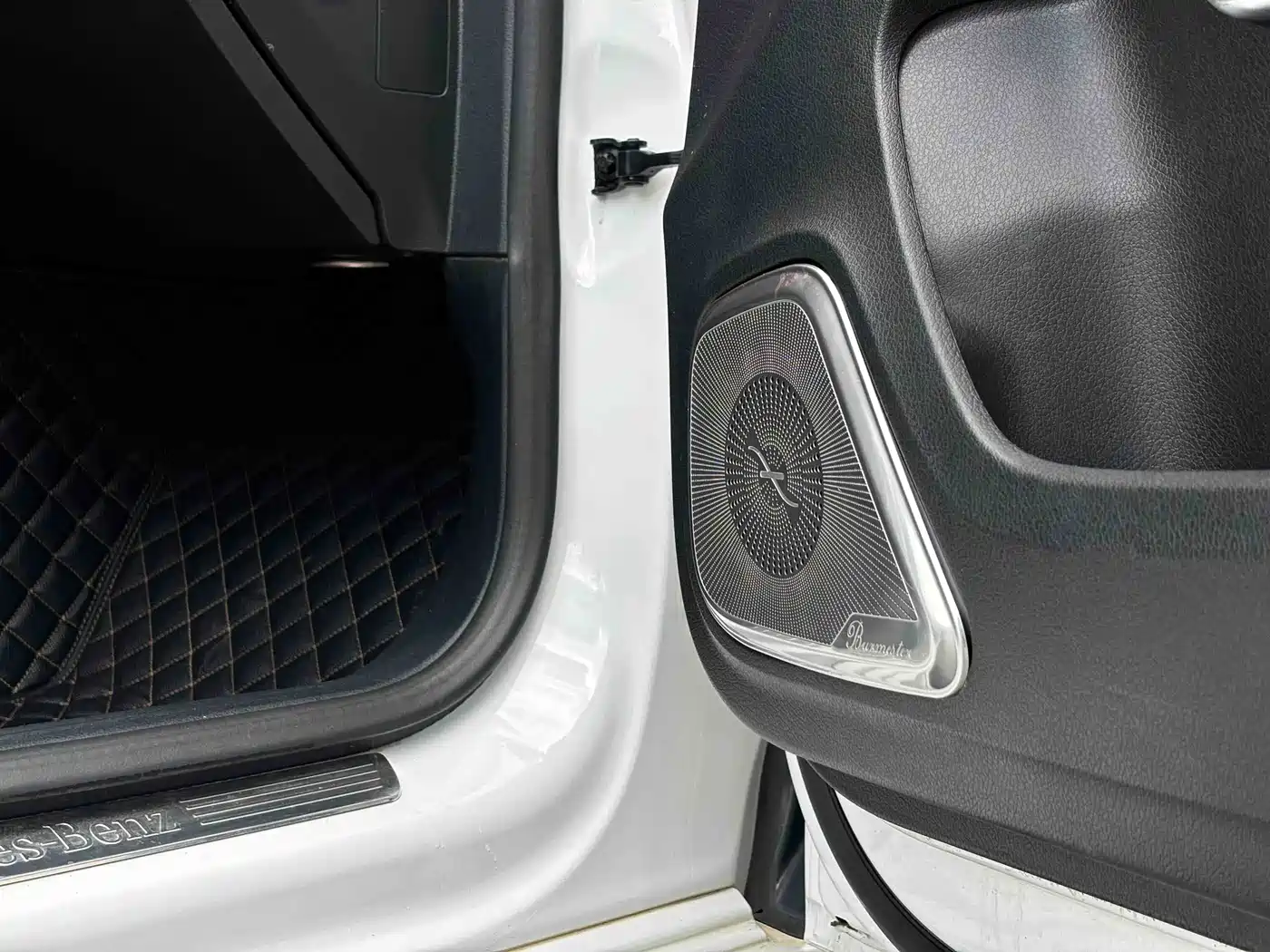 Mercedes-Benz A-Class 2023 A 200 L Fashion фото 10