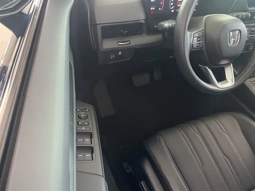 Honda Haoying 2024 2023 240TURBO 2WD Luxury 5-Seater