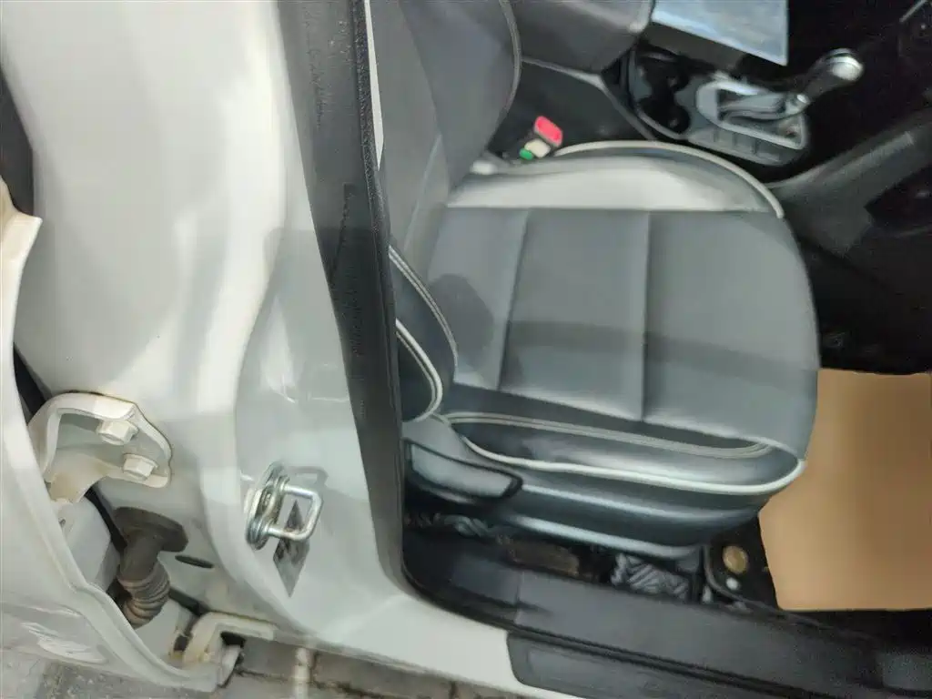 Hyundai Santa Fe 2017 2.0T Automatic 4WD Intelligent 7-Seater фото 11