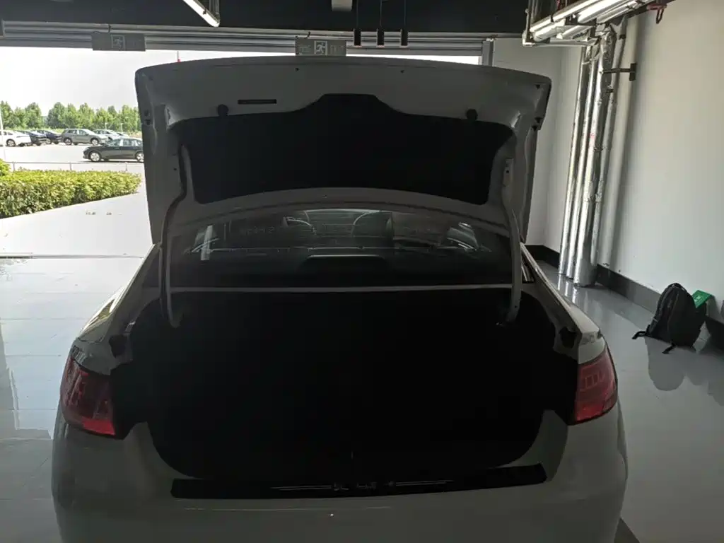 Geely Emgrand GL 2020 2020 1.4T CVT Asian Games Edition