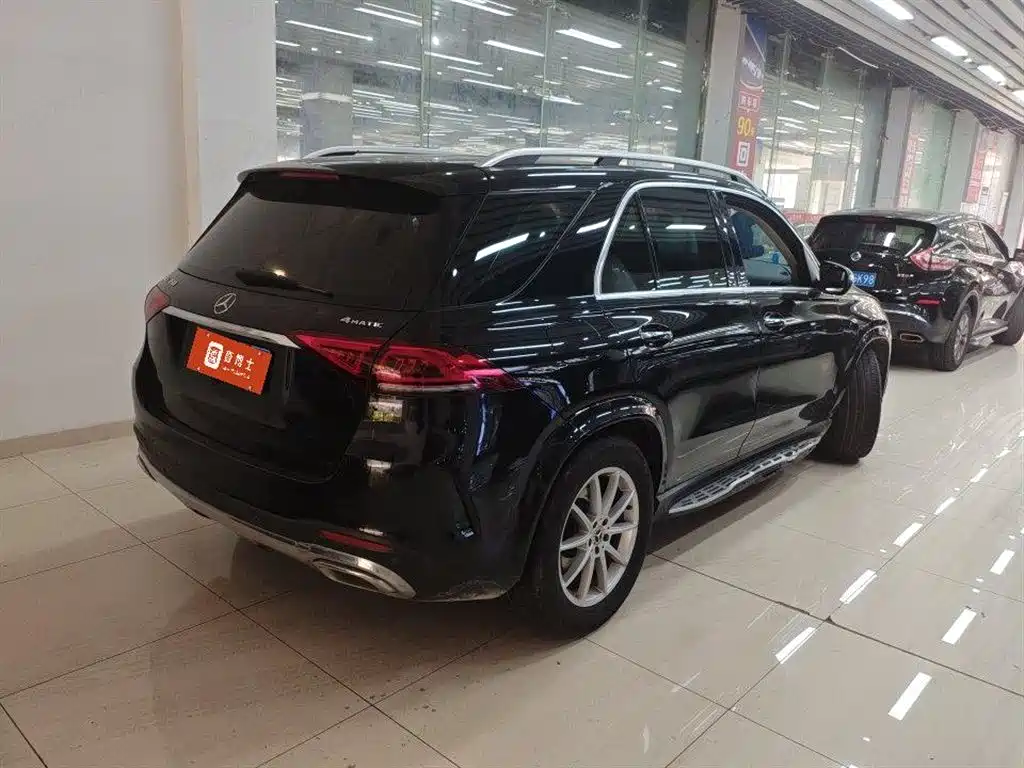 Mercedes-Benz GLE 2021 GLE 350 4MATIC Fashion фото 3