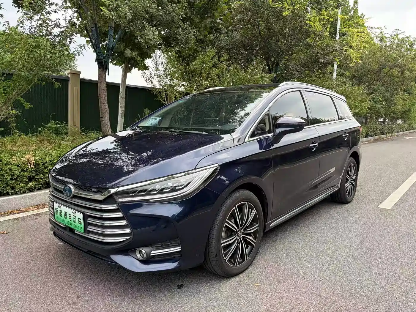 BYD Song MAX New Energy 2019 2019 DM 1.5T Smart Connection Enjoyment 7-seater China VI