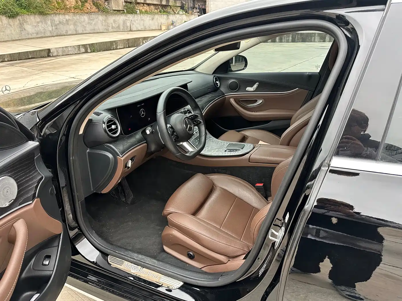Mercedes-Benz E-Class 2021 Facelift E 260 L Sport 4MATIC фото 4