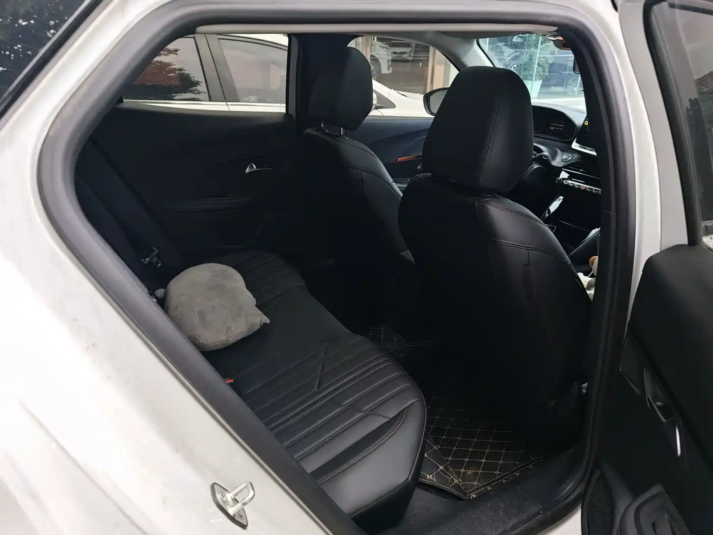 Peugeot 2008 2022 230THP THE ONE фото 10