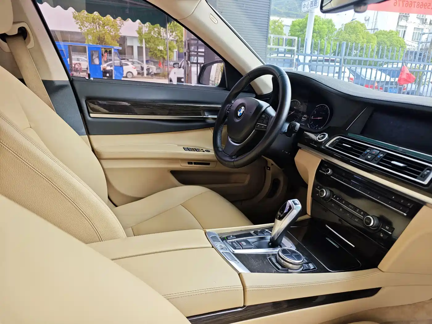 BMW 7 Series 2013 Model 730Li Leading фото 8