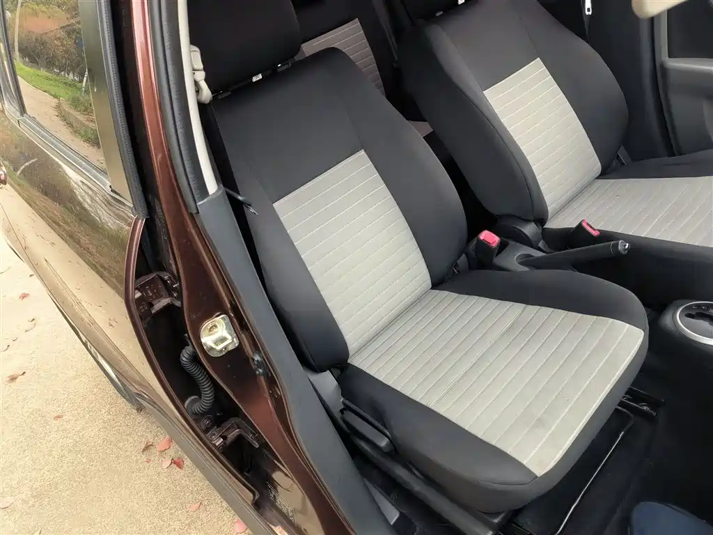 Suzuki Swift 2017 2014 1.5L Automatic Fashion