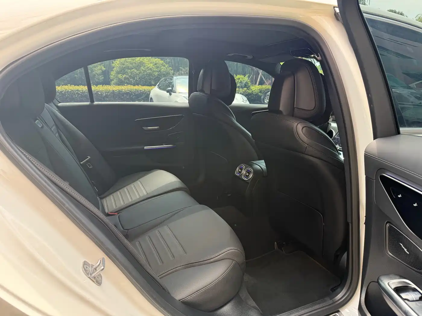 Mercedes-Benz C-Class 2023 C 260 L Sport фото 10