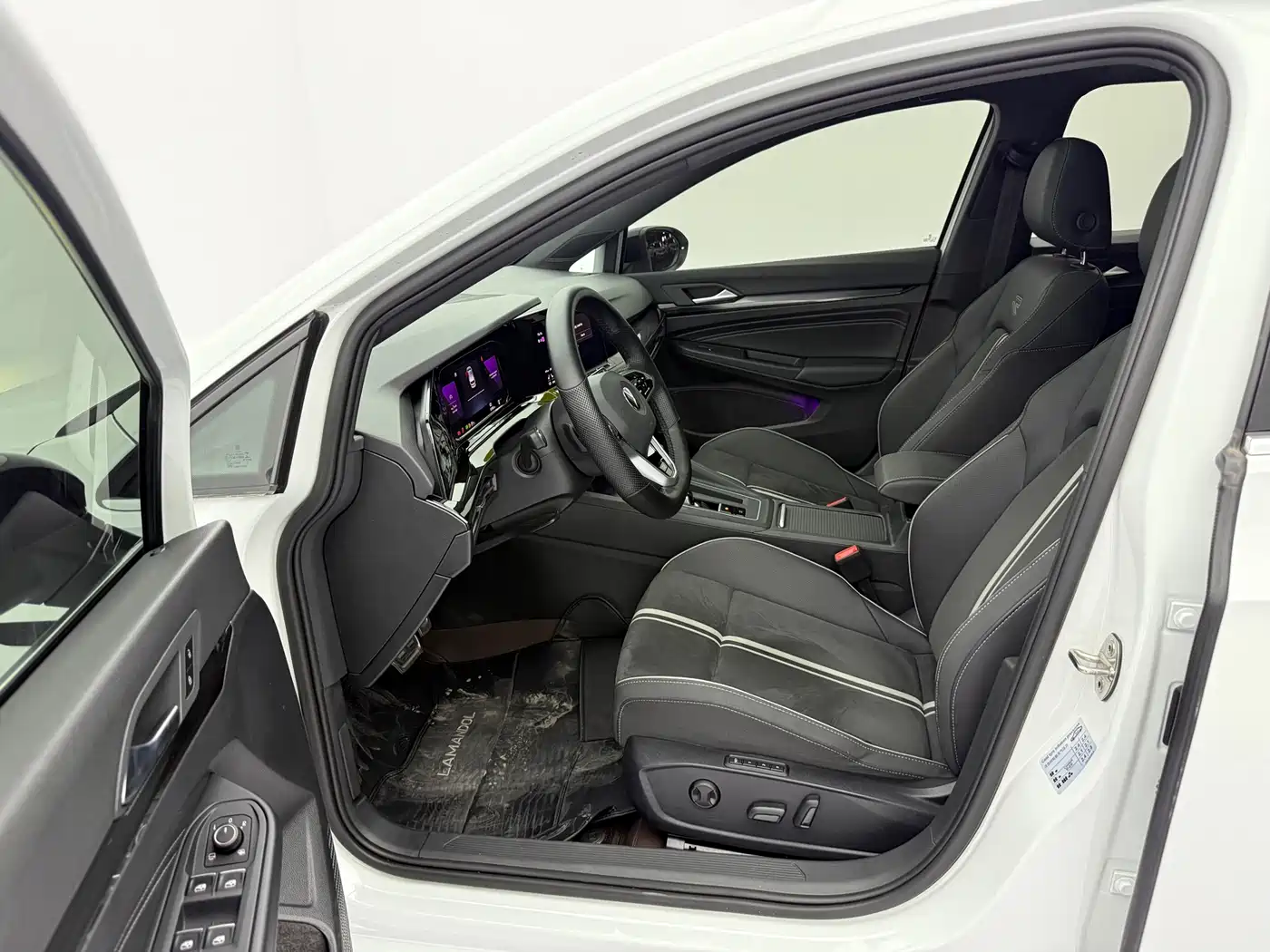Volkswagen Golf 2021 280TSI DSG R-Line фото 19
