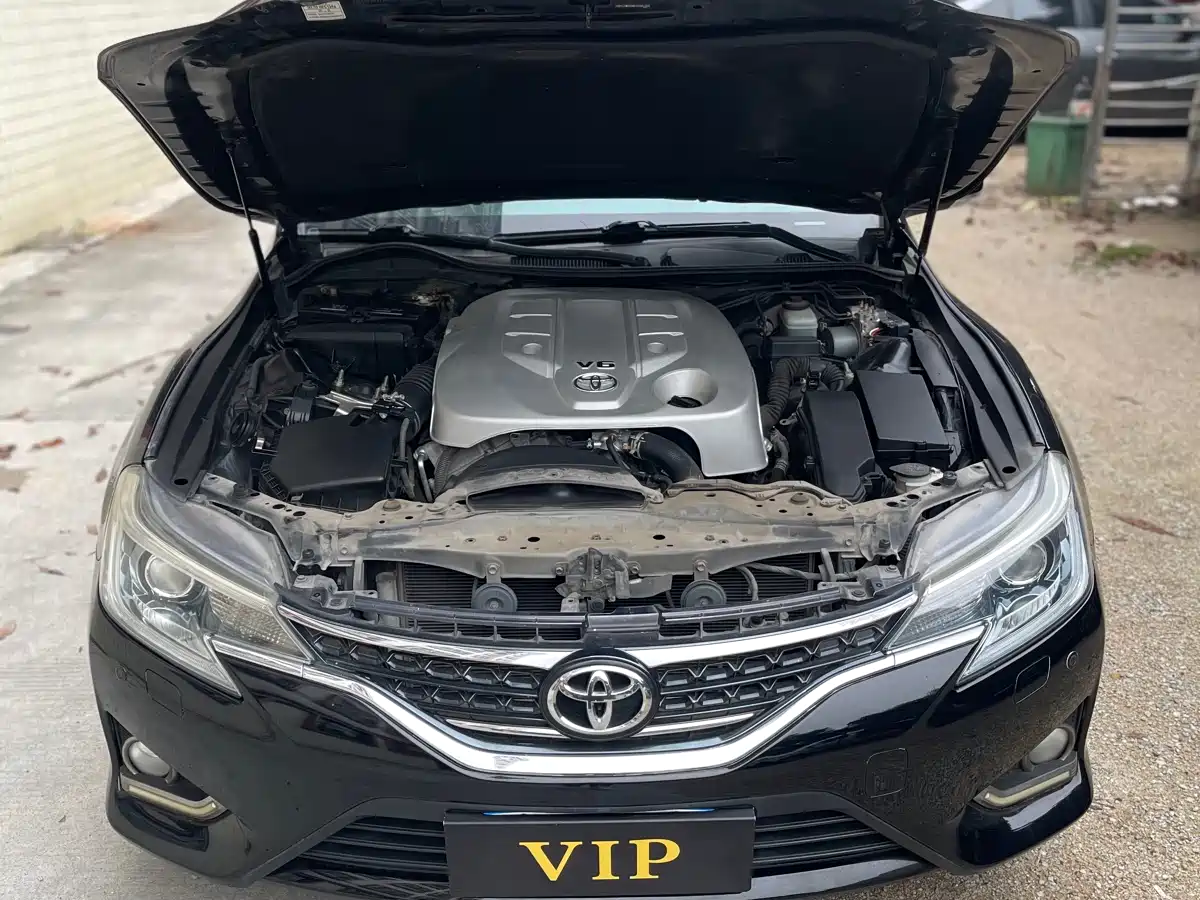 Toyota Reiz 2013 2.5V Elite Edition фото 12