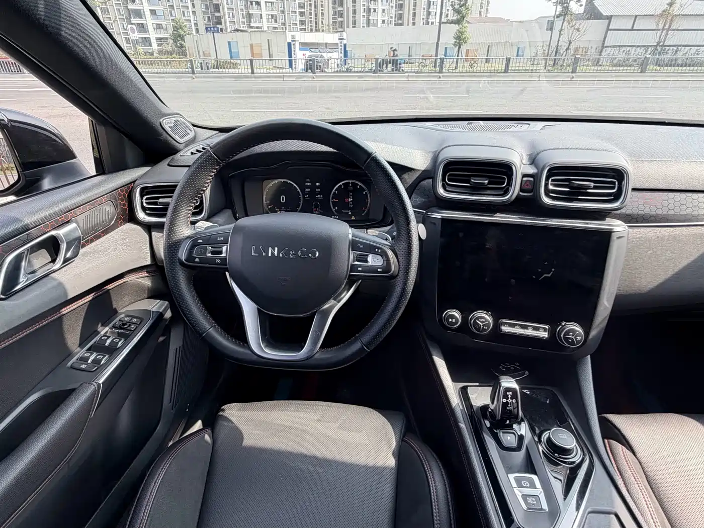 Lynk & Co 03 2019 1.5TD DCT Power Pro Edition China VI фото 9