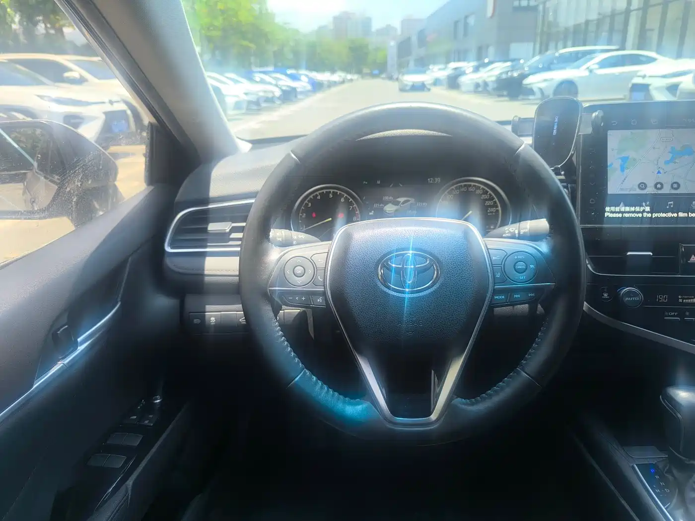 Toyota Camry 2023 2.0G Luxury Edition фото 6
